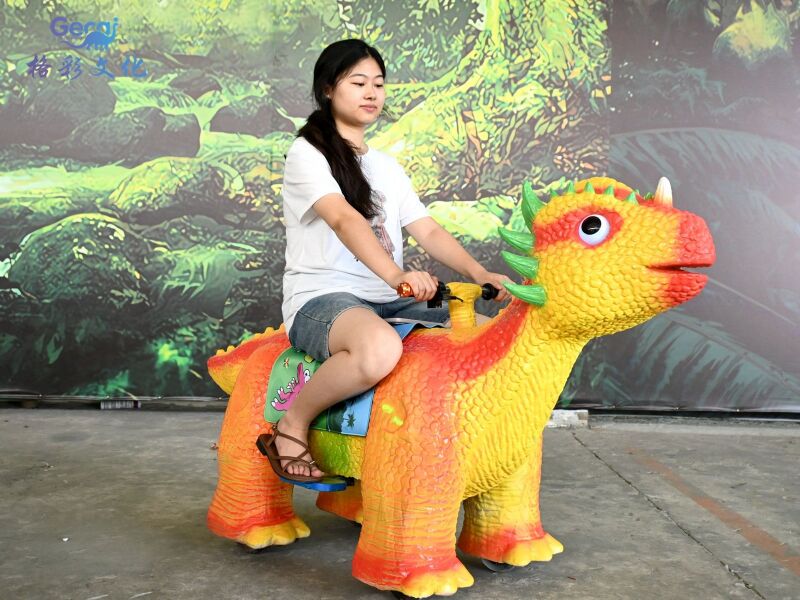 仿真肿头龙电瓶车