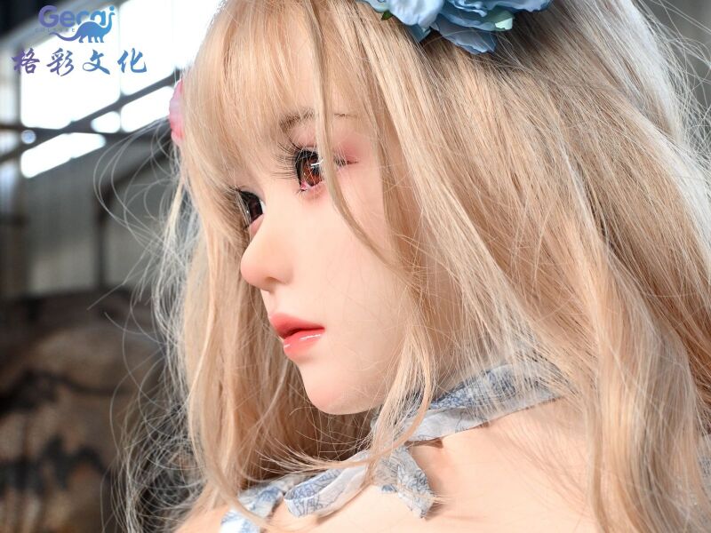 仿真少女人偶模型