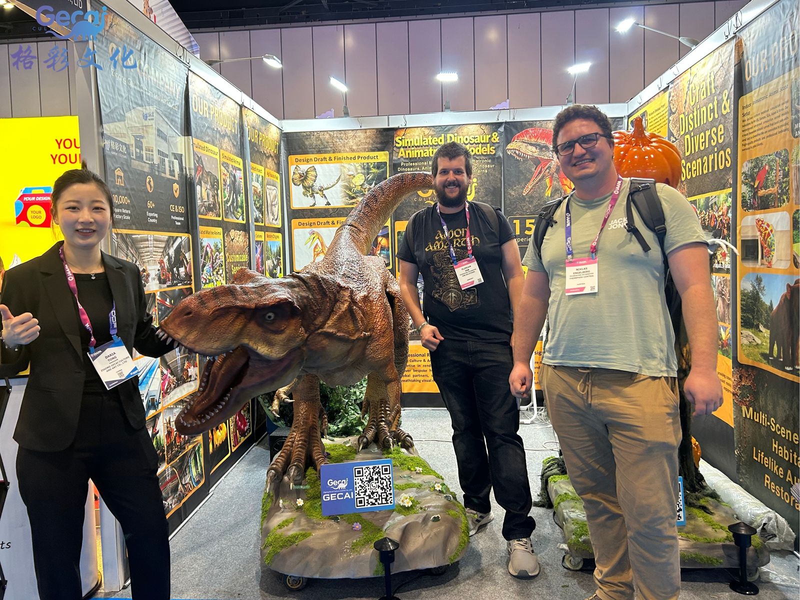 格彩文化亮相 IAAPA 欧洲展｜仿真恐龙与定制南瓜幽灵模型获海外客商青睐